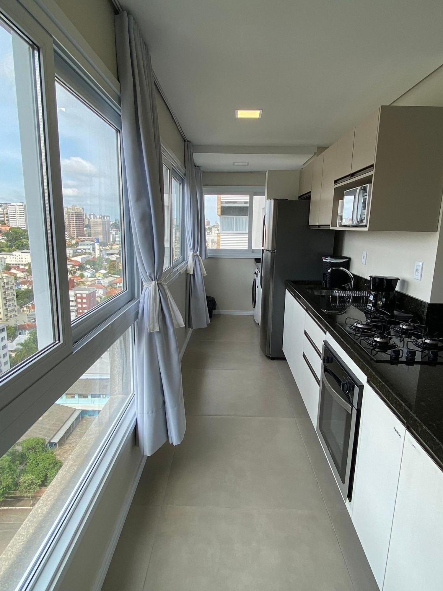 Dallas Apartamentos Na Via Gastronomica-Estacionamento-Amplos E Equipados-Wifi Bento Goncalves Exterior photo